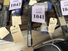 SPOTNAILS PNEUMATIC NAIL/STAPLE GUN