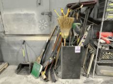 LOT CONSISTING OF: CLEANING SUPPLIES