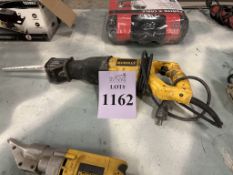DEWALT CORDED RECIPROCATING SAW