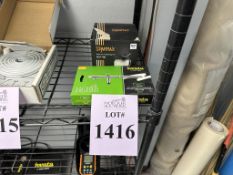 AIR BRUSH AND CLEANING POT