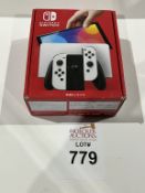 NINTENDO SWITCH OLED SYSTEM