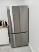 INSIGNIA STAINLESS STEEL REFRIGERATOR/FREEZER