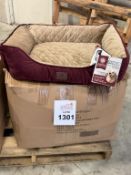 BULK LOT (NEW) PRODUCT CONSISTING OF (12 +/-) PET BEDS