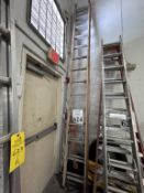WERNER 28FT FIBERGLASS/ALUMINUM EXT LADDER