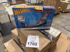 HOT WHEELS ACTION HILL CLIMB CHAMPION (NEW)