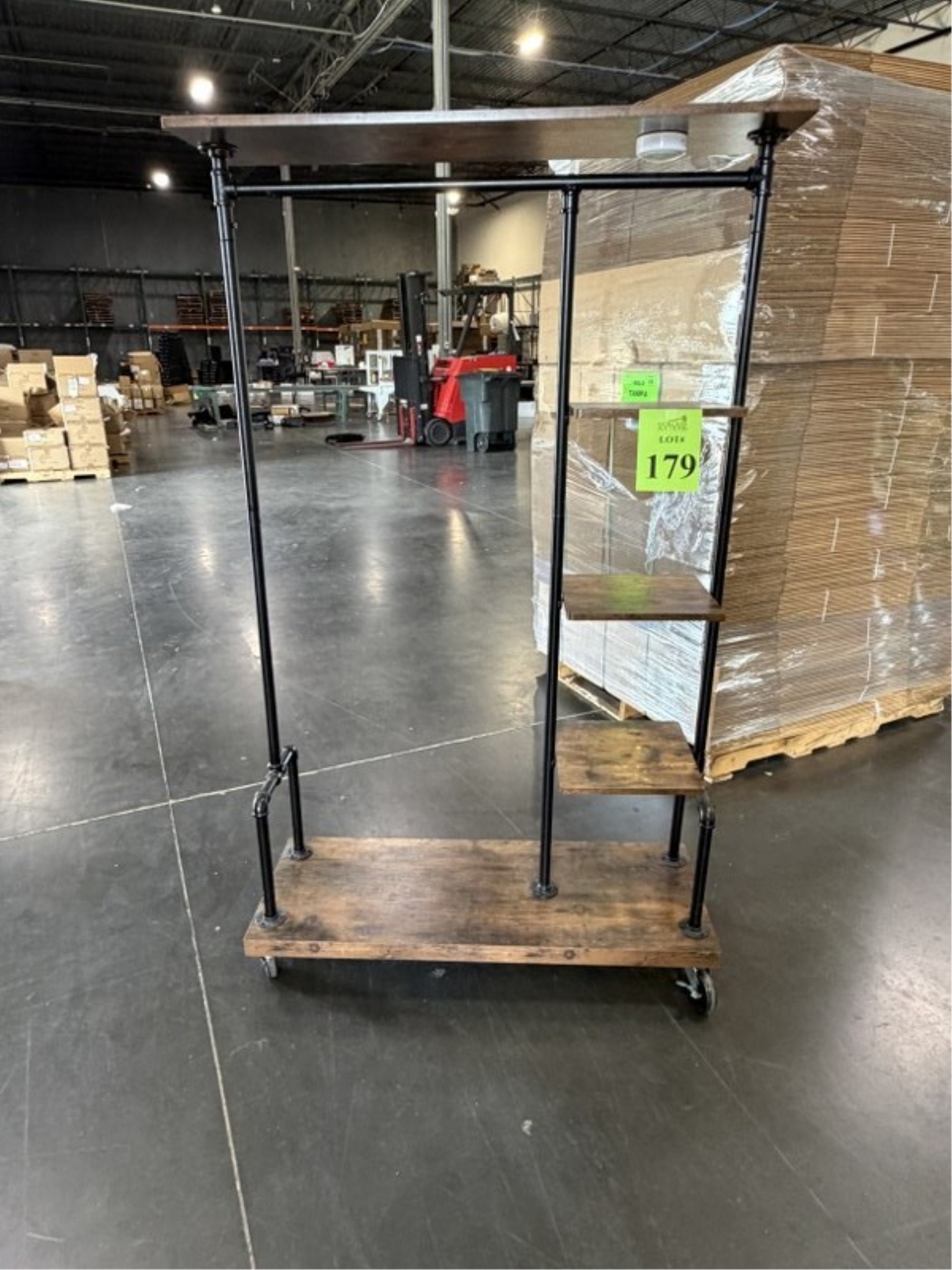 (SEE PHOTOS FOR DETAILS)PARTIAL TERMS OF SALE: 18% Buyer's Premium and ...