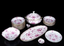 A MEISSEN DINNER SERVICE