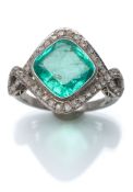 ART DÉCO EMERALD RING