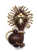 BOUCHERON LION BROOCH