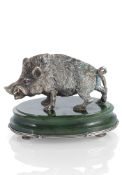 Wildschwein als Briefbeschwerer
