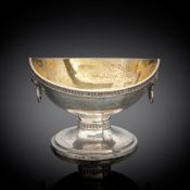 A NEOCLASSICAL PARCIAL GILT SILVER SALT CELLAR