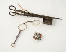 ST GEORGE PENDANT/BROOCH, A LORGNON AND A PAIR OF WICK SISSORS