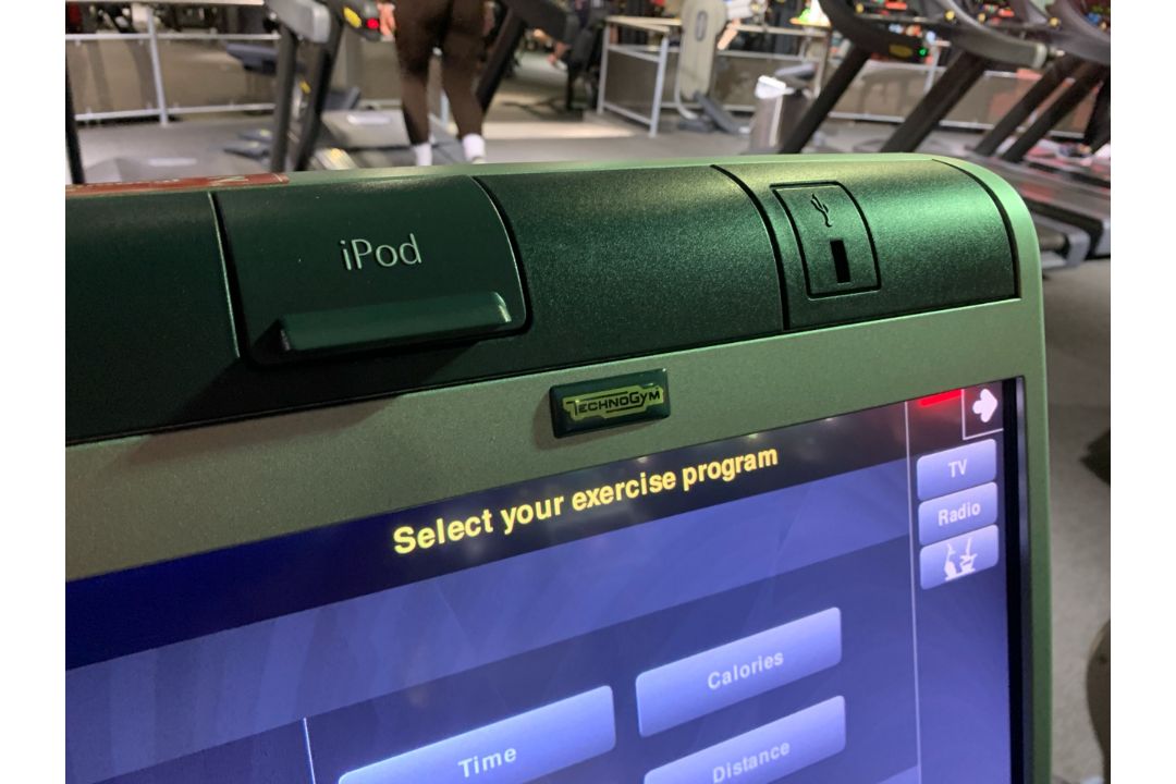 Technogym Excite 700i Recumbent Bike - Image 7 of 11
