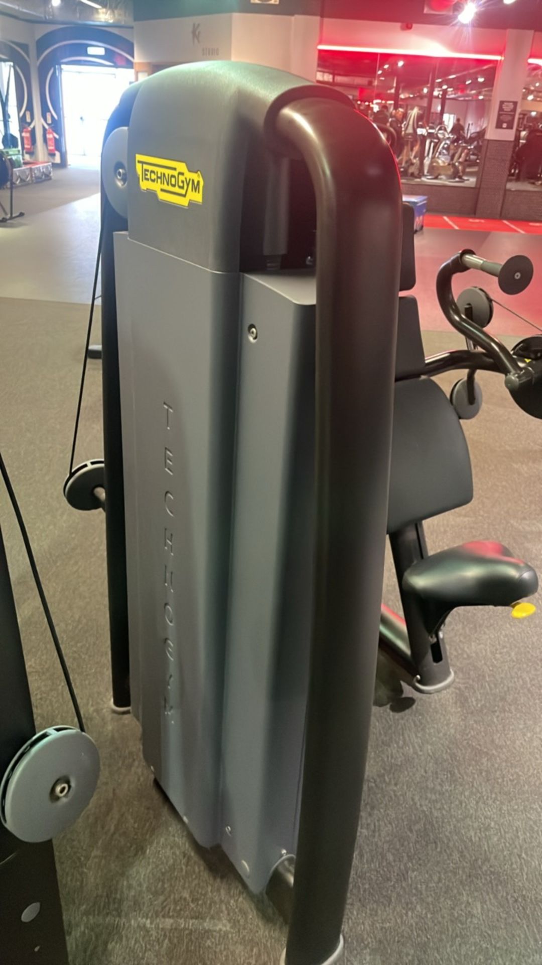 Technogym 900 Arm Extension - Image 5 of 7