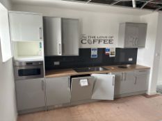 Grey Gloss Built In Kitchen