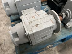 Lenze GS107-2 Motor