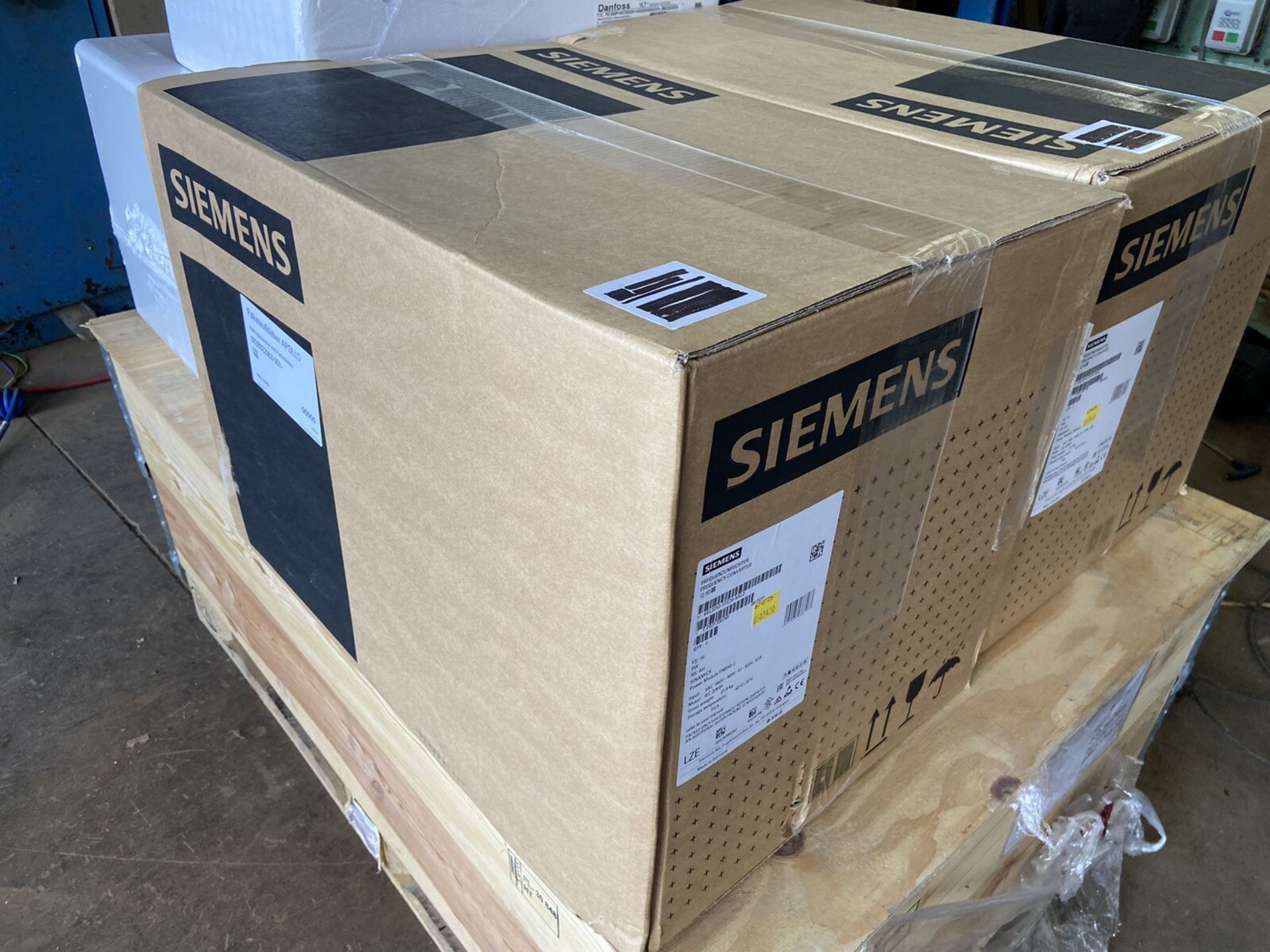Siemens 6SL3210-1PE24-5ALO Inverter Drive, New, Unused, 22kW