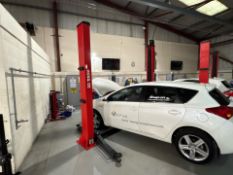 Snap On 2 Post Lift SWL 4 Tonnes