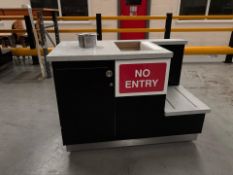 Mobile Serving Unit with Tray Return - No Reserve