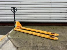 Manual Pallet Truck - 2000Kg - 2M - Braked. S/N: J22102934-1/076-THX15627 - No Reserve