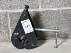 Lifting Gear Beam Clamp - THX17775 - No reserve