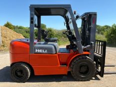 2018 Heli 4 Tonne Diesel Forklift ONLY 818 HOURS 3.9m Full Free Lift Triple Mast Side Shift Tran
