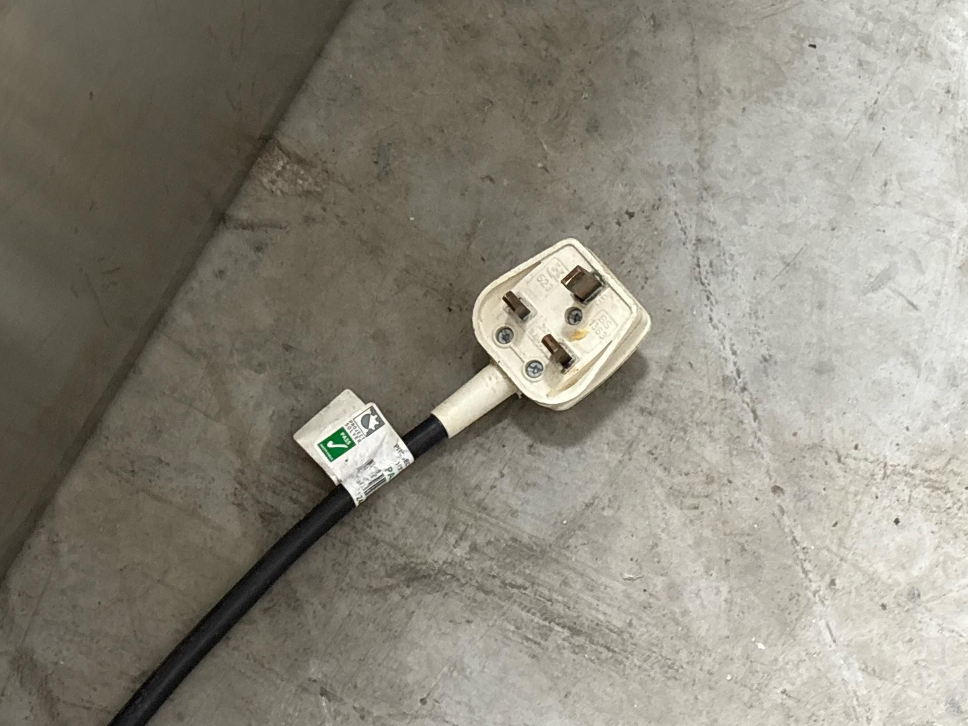 Struktur Hot Cupboard - Image 9 of 10