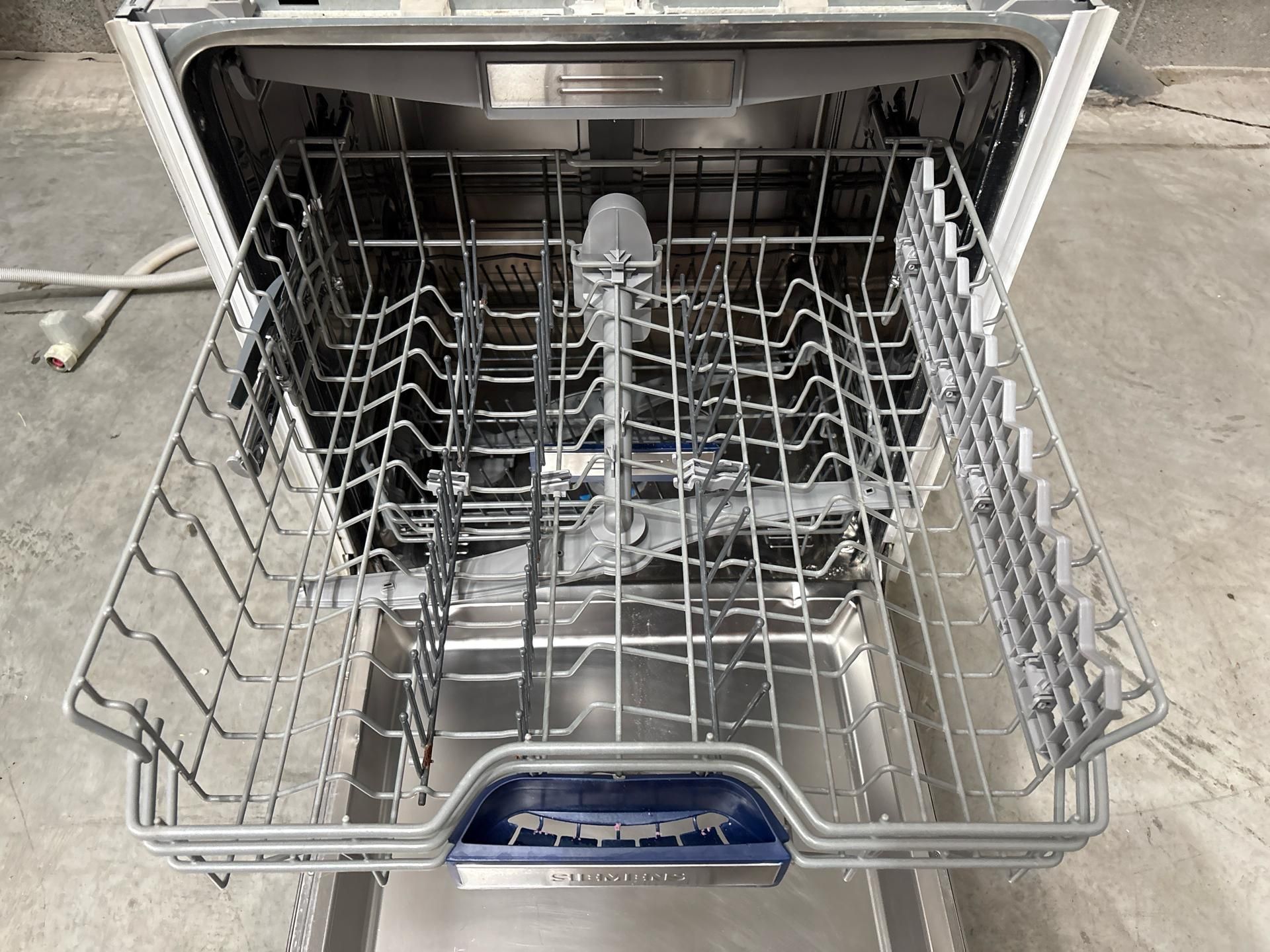 Siemens Dishwasher - Image 4 of 6