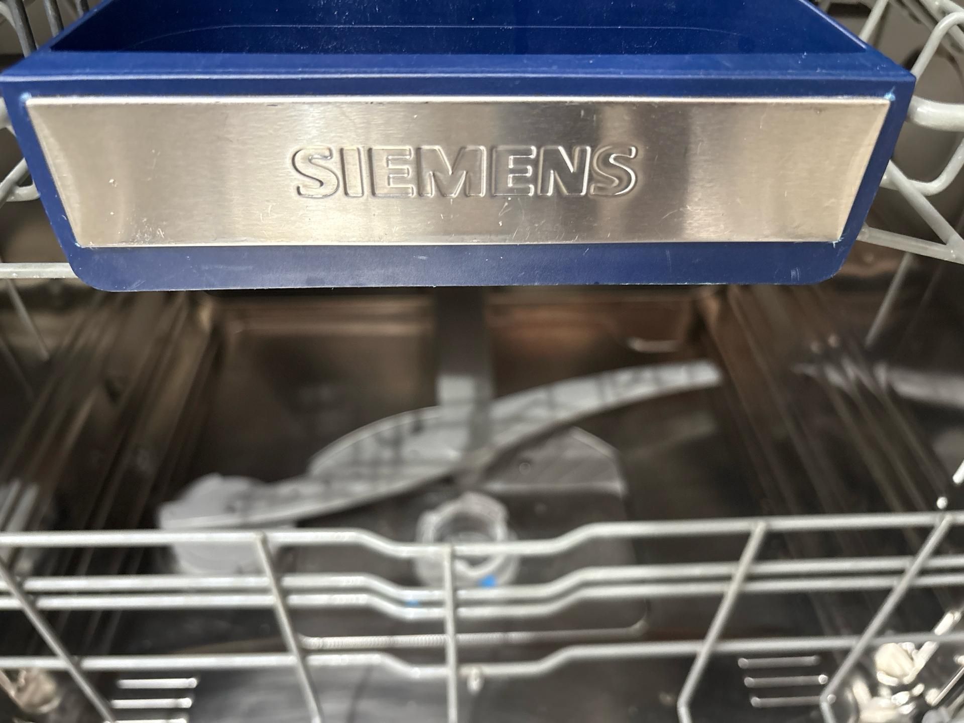Siemens Dishwasher - Image 3 of 6