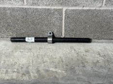 Straight Bar With Free Moving Attachment Loop - No Reserve