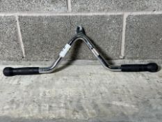 Silver Lat Pulldown V-Bar With Attachment Loop - No Reserve