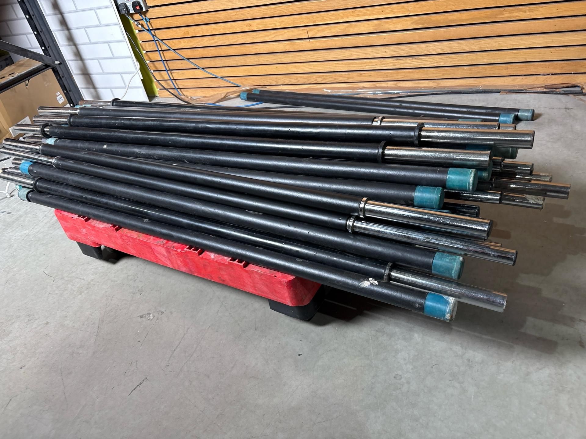 Studio Barbell & Plate Set - No Reserve - Image 2 of 11