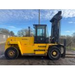 1998 Hyster 16 Tonne Diesel Forklift Truck, 4650mm Lift, Fork Positioner, ONLY 2962 Hours