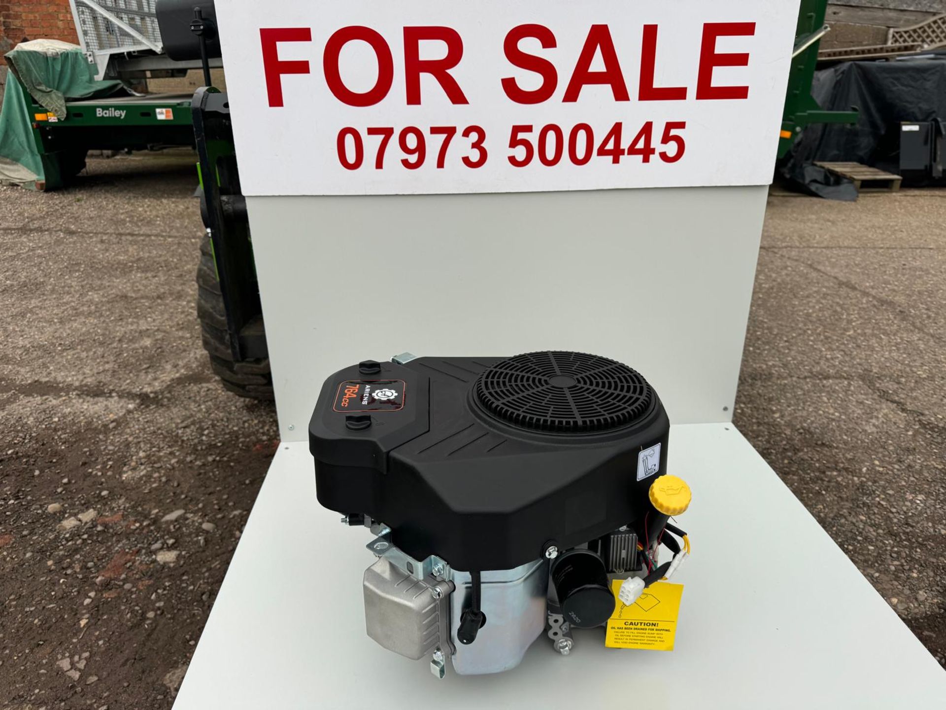 New Loncin Lawnmower Engine No Reserve LC2P80F, 764cc, 19.3hp, vertical shaft, 4 stroke, OHV, air - Image 4 of 4