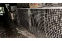 Metal Animal Cage - NO RESERVE