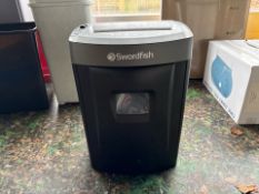 Swordfish Cross Cut 1000XC Shredder - No Reserve
