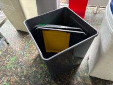 Assorted Plastic Bins x5 - No Reserve