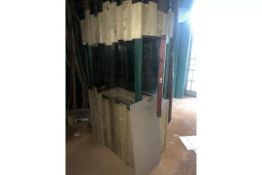 ** NO RESERVE ** Display Animal Enclosure
