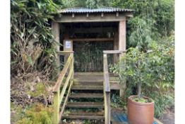 Wooden Hut - NO RESERVE