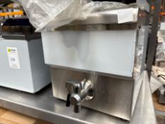 iMettos DF 8T Electric Fryer With Oil Drain - No Reserve