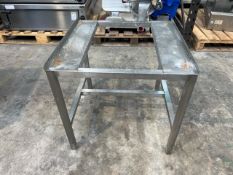 Metal Dishwasher Stand - No Reserve