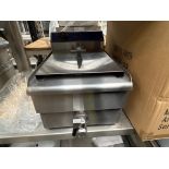 Hamoki Electric Fryer EF-13V - No Reserve