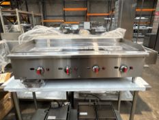 Hamoki EGG-48SX-P Heavy Duty 4 Burner Chrome Plate Griddle Natural Gas - No Reserve