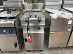 Valentine Twin Basket Electric Fryer - No Reserve