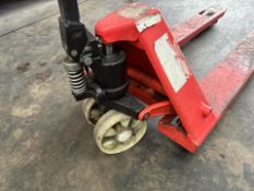 2.5 Ton Pallet Truck - No Reserve