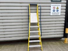 Werner 6 Tread Megastep Ladder - THX27280