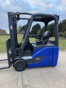 Linde Evo 1.6 Tonne Electric Forklift 4.6m container spec mast with side shift 1 owner from new 5