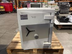 Grey Metal Safe - No Reserve