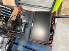 Black Dell Desktop Monitor x4 - No Reserve