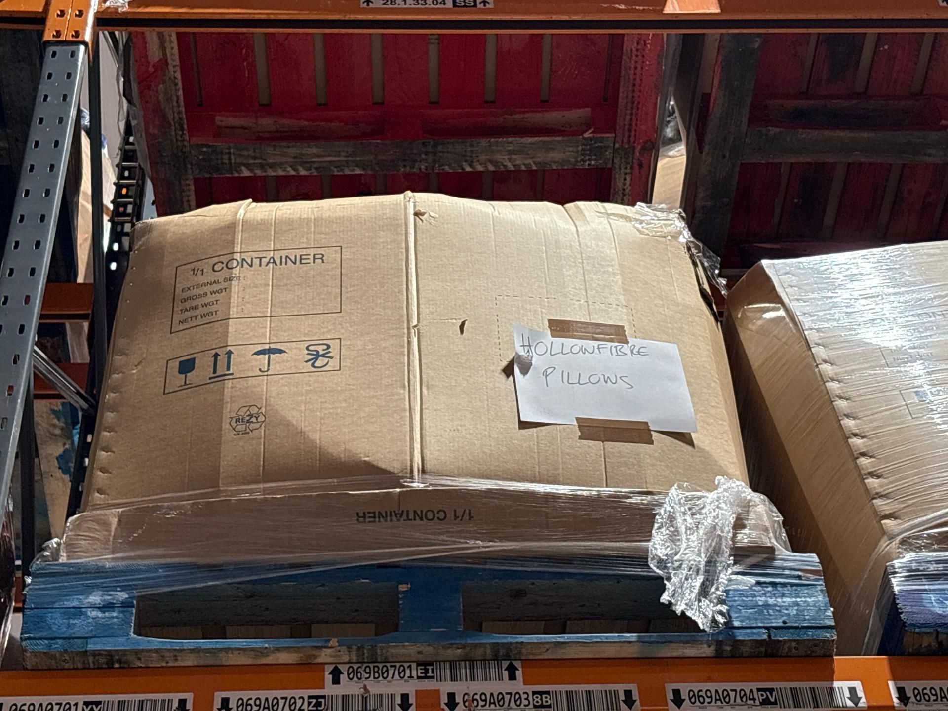Pallet Of Hollow Fibre Pillows - No Reserve - Image 3 of 6
